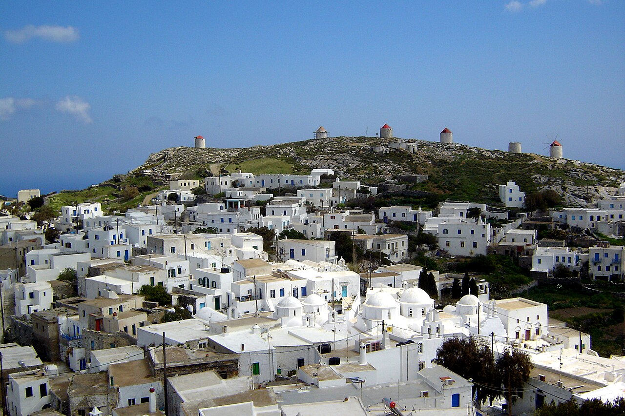 Organized beaches in Amorgos — CalmBeach
