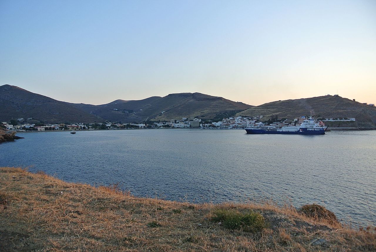 Sandy beaches in Kea — CalmBeach